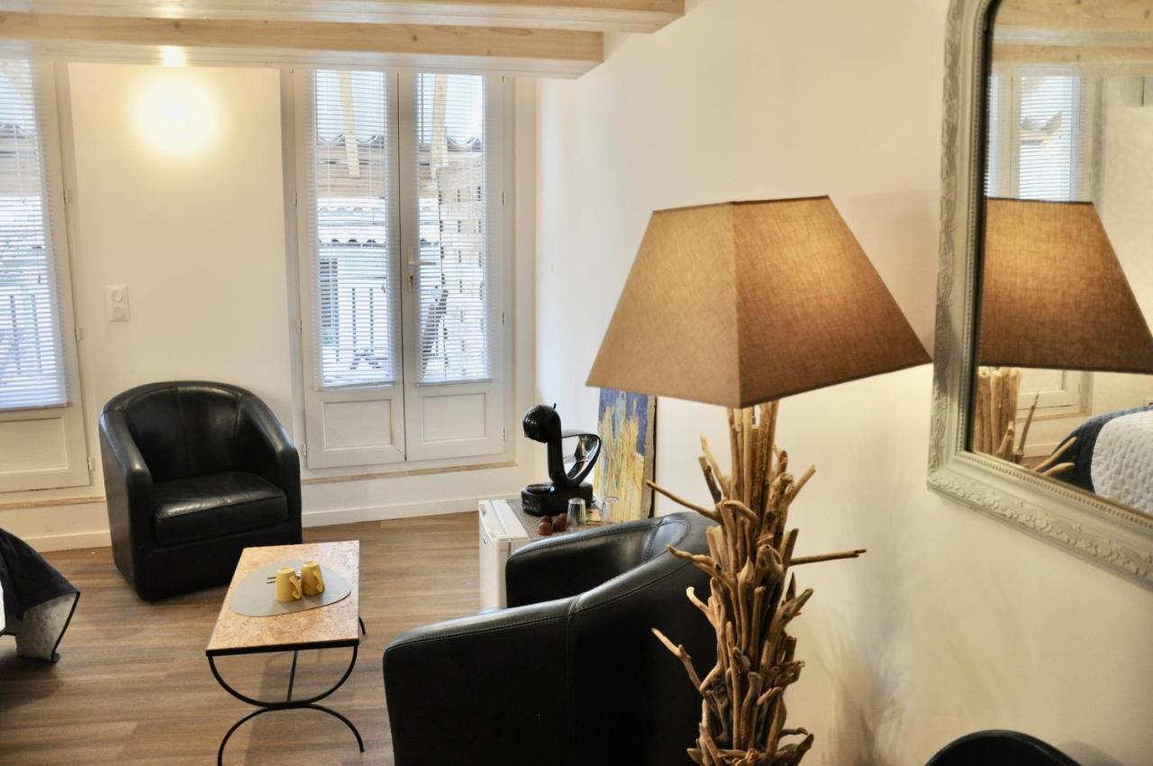 Les Chambres Tropeziennes Sanary-sur-Mer Ngoại thất bức ảnh