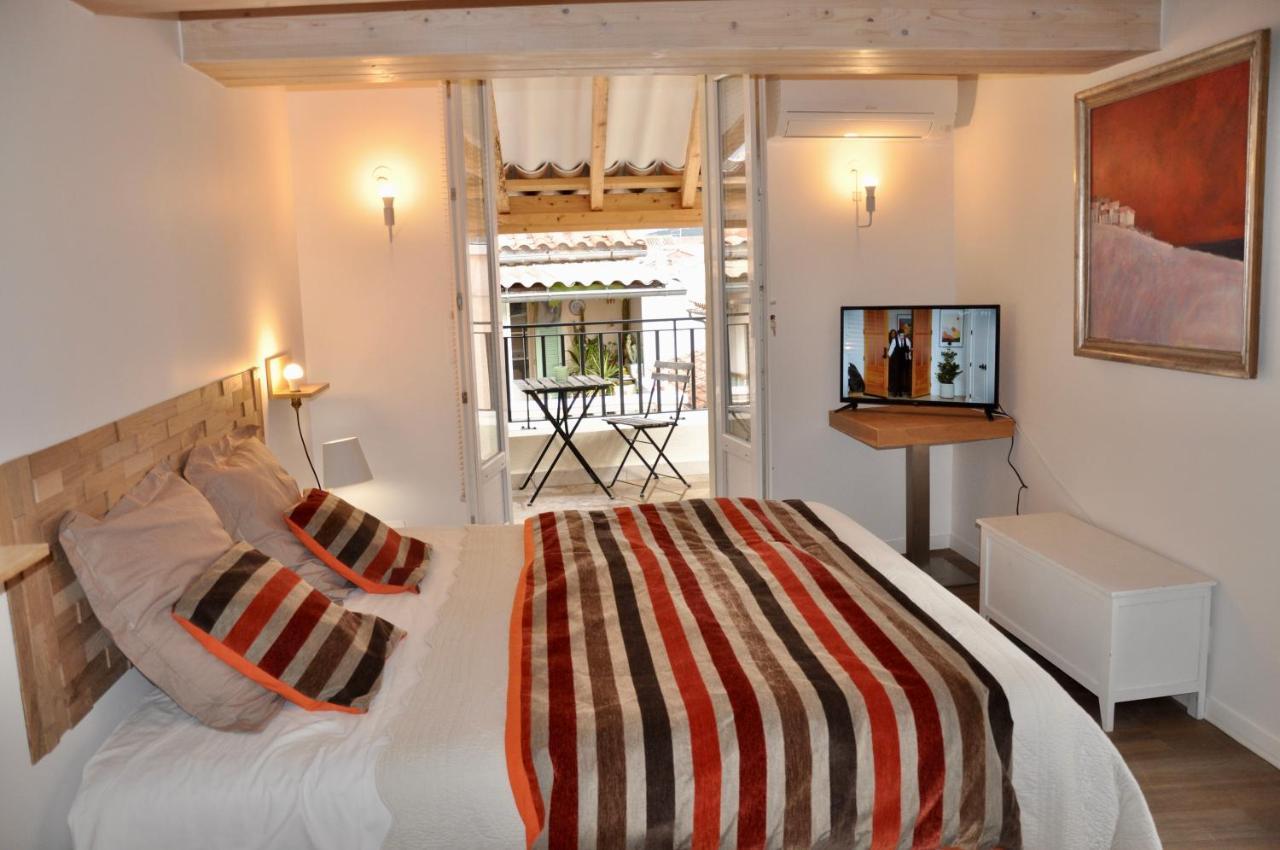 Les Chambres Tropeziennes Sanary-sur-Mer Ngoại thất bức ảnh