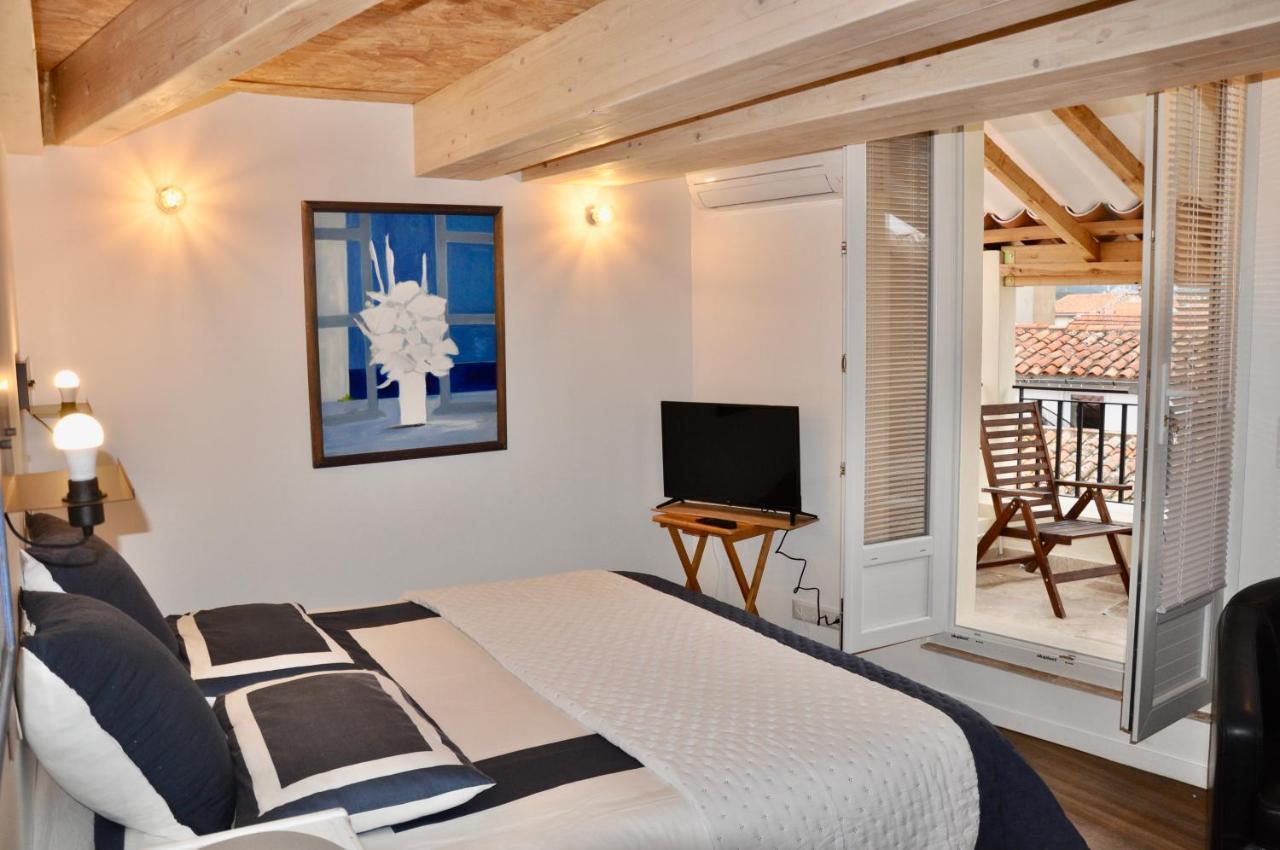 Les Chambres Tropeziennes Sanary-sur-Mer Ngoại thất bức ảnh