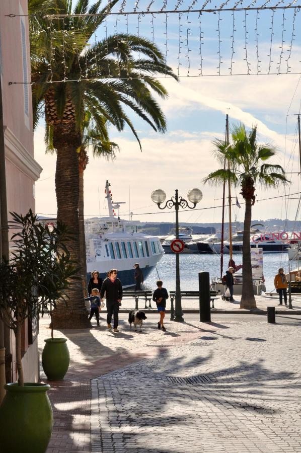 Les Chambres Tropeziennes Sanary-sur-Mer Ngoại thất bức ảnh